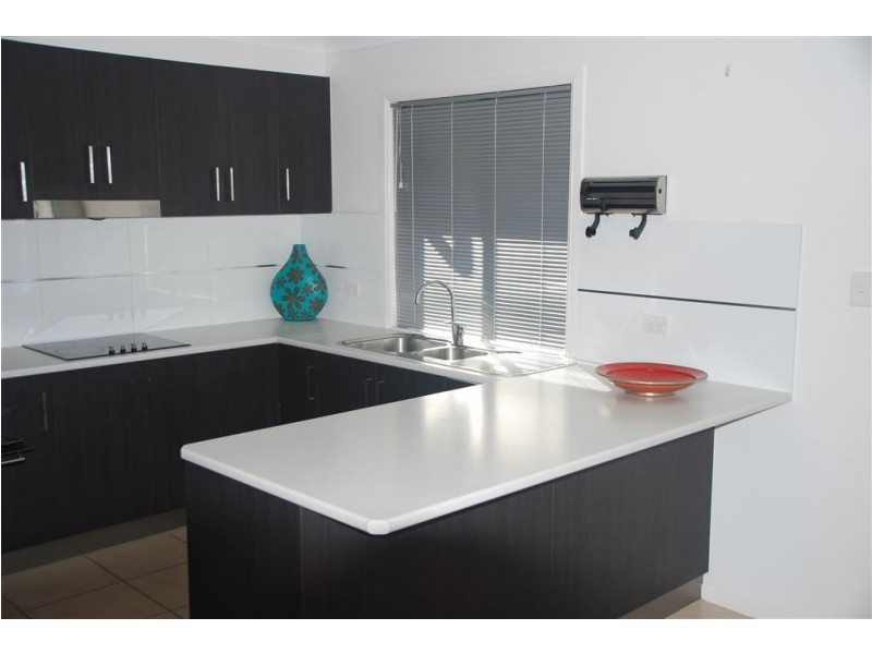 23 Armada Crescent, Jubilee Pocket QLD 4802