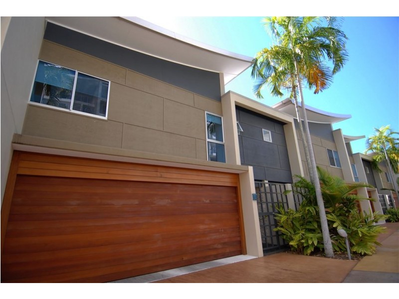 32/18 Raintree Place, Airlie Beach QLD 4802