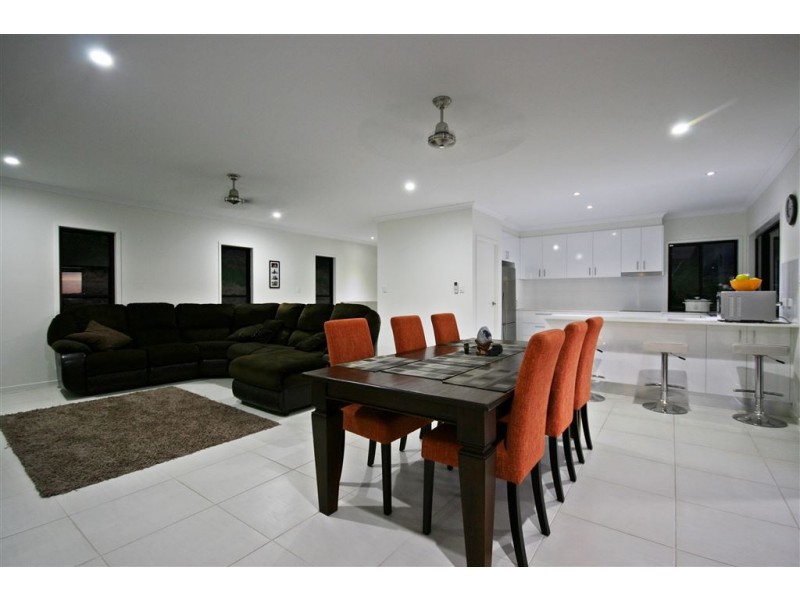 36 Beth Court, Cannonvale QLD 4802