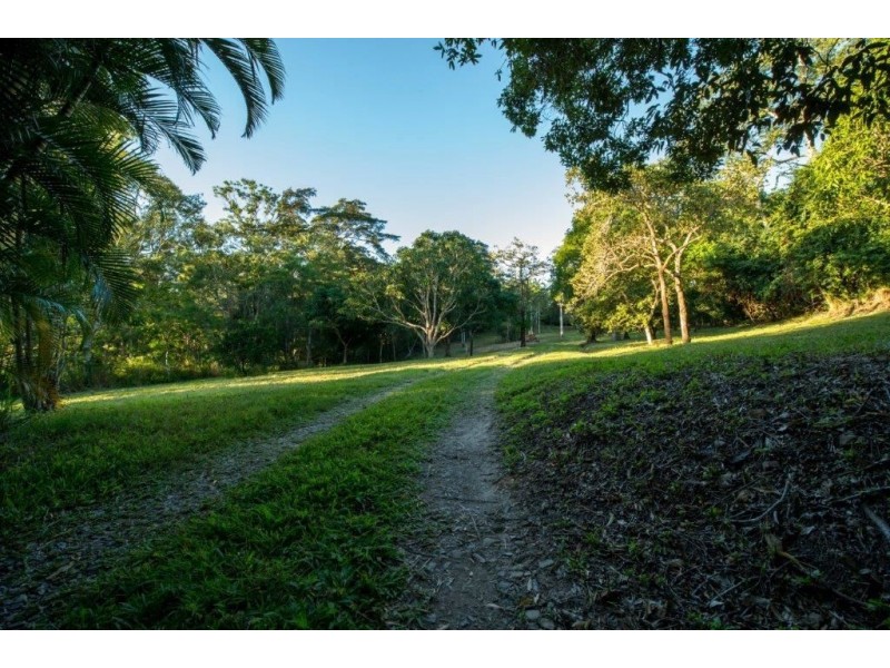 73 Hibiscus Road, Cannon Valley QLD 4800