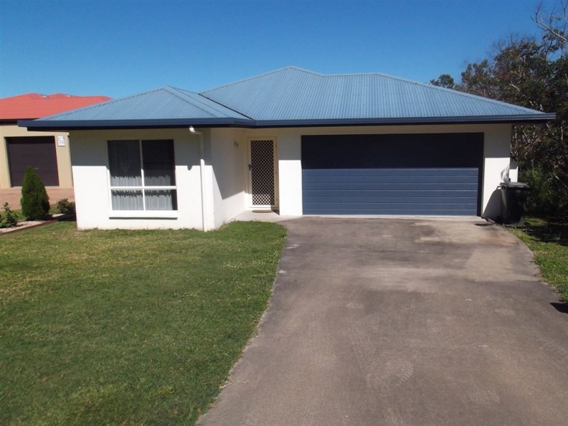 50 Valley Drive, Cannonvale QLD 4802