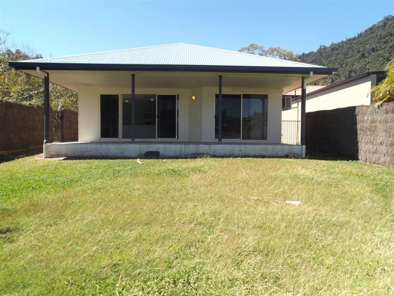 50 Valley Drive, Cannonvale QLD 4802