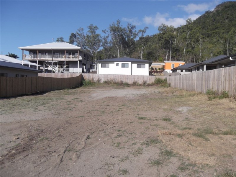 9 Springfield Circuit, Cannonvale QLD 4802