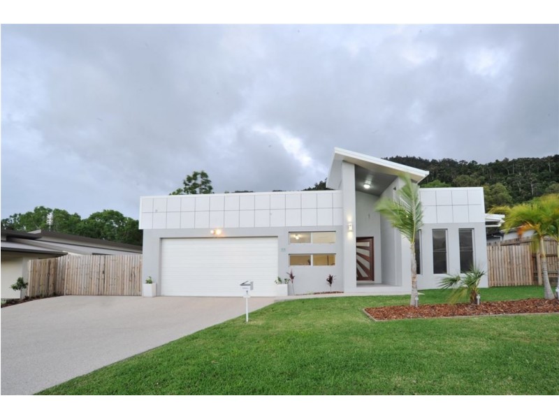 33 Endeavour Circuit, Cannonvale QLD 4802