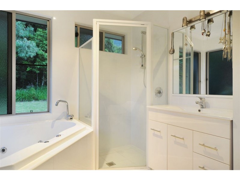 2/29 Sanctuary Avenue, Jubilee Pocket QLD 4802