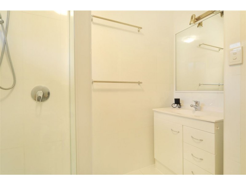 2/29 Sanctuary Avenue, Jubilee Pocket QLD 4802