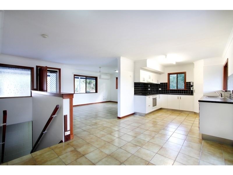 65 Jasinique Drive, Flametree QLD 4802