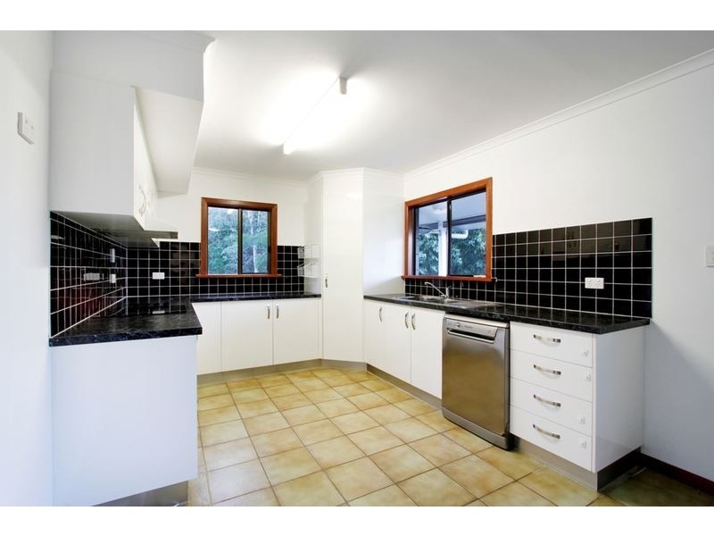 65 Jasinique Drive, Flametree QLD 4802