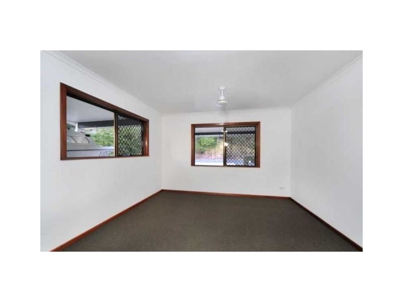 65 Jasinique Drive, Flametree QLD 4802