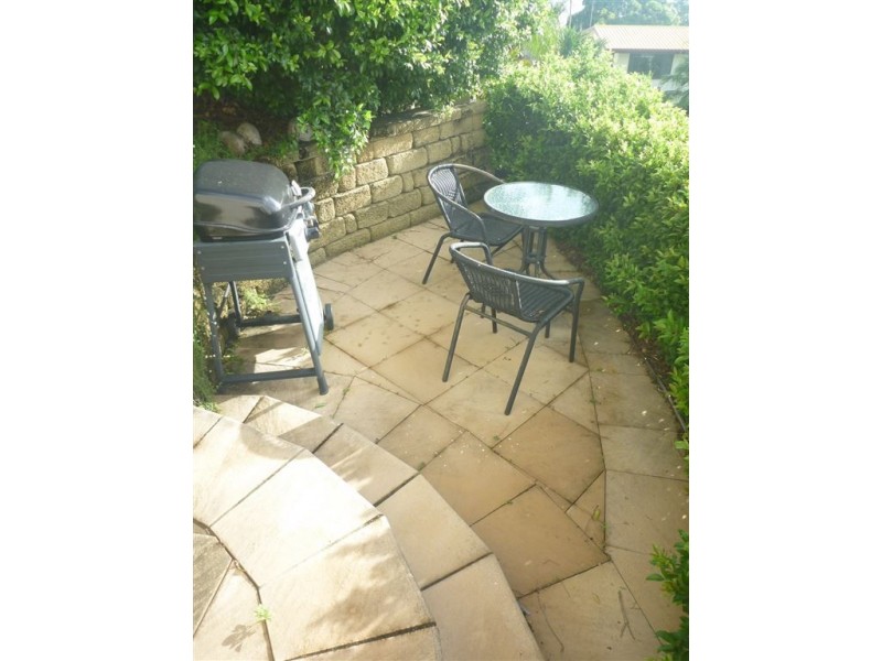 6a Palm Drive, Cannonvale QLD 4802