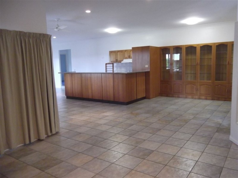 22 Trojan Court, Proserpine QLD 4800