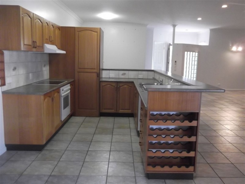 22 Trojan Court, Proserpine QLD 4800