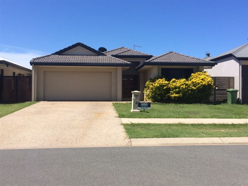 49 Abell Road, Cannonvale QLD 4802