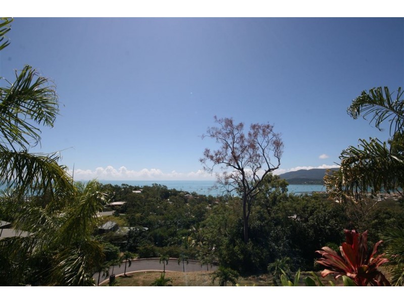 4 Nara Ave, Airlie Beach QLD 4802