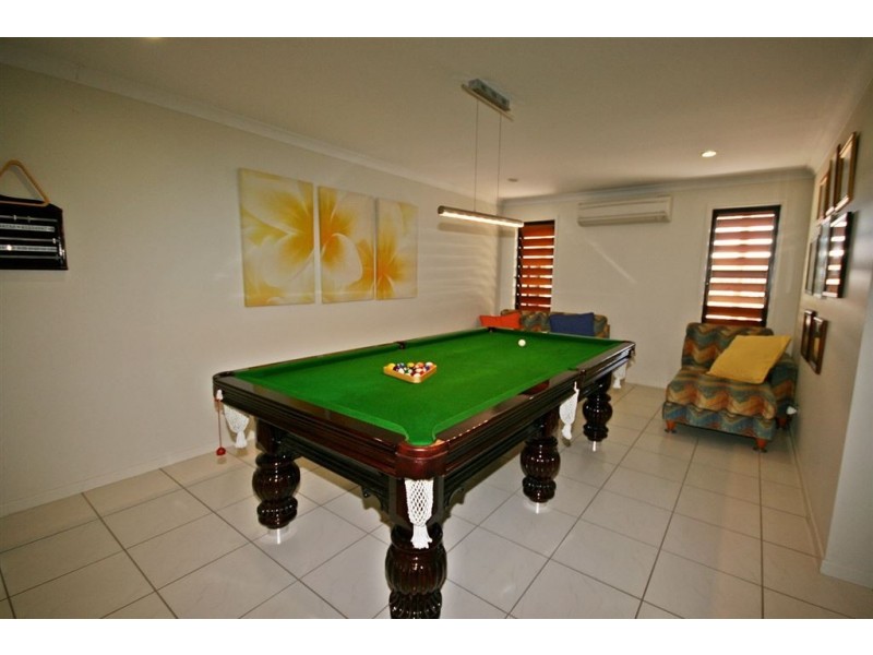 15 Jonquill Court, Cannonvale QLD 4802