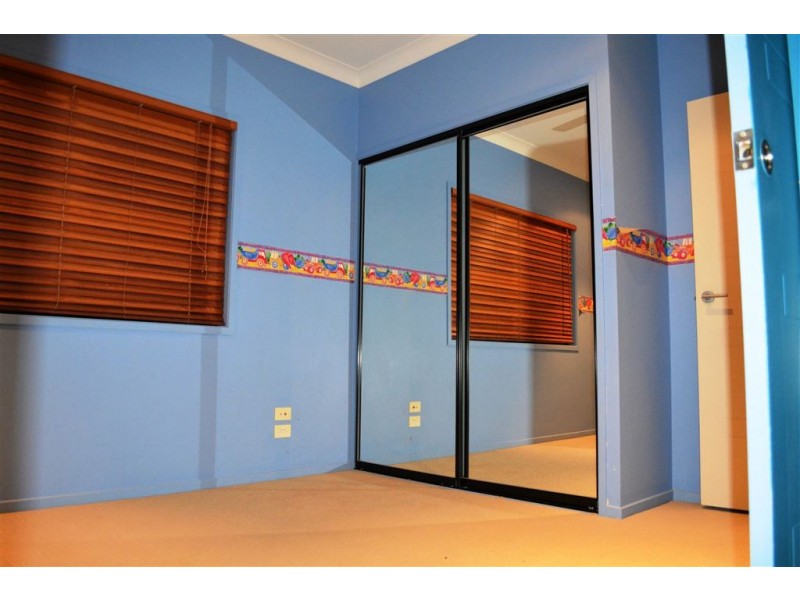 7 Golf Views, Cannonvale QLD 4802