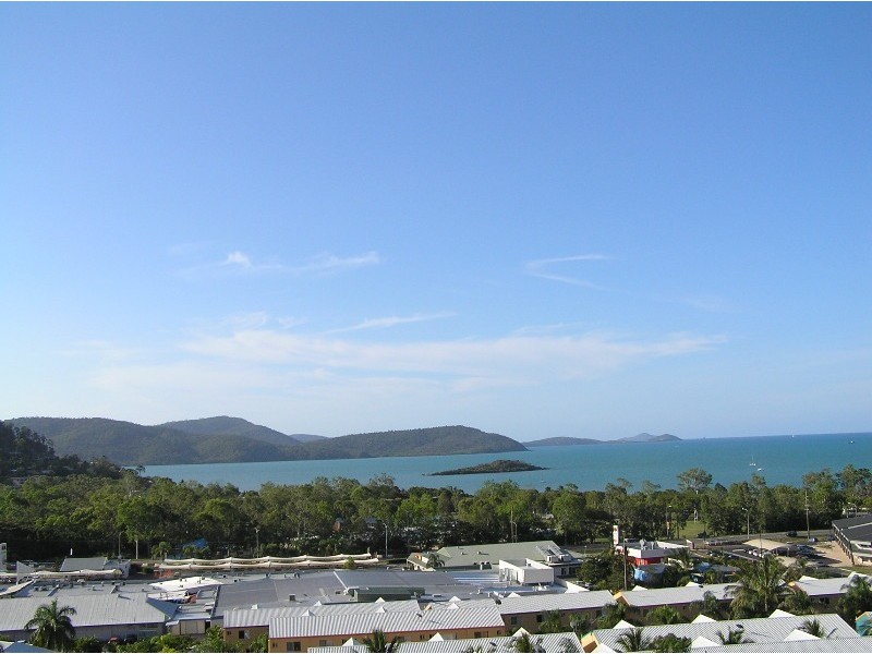 136/4 Eshelby Drive, Cannonvale QLD 4802