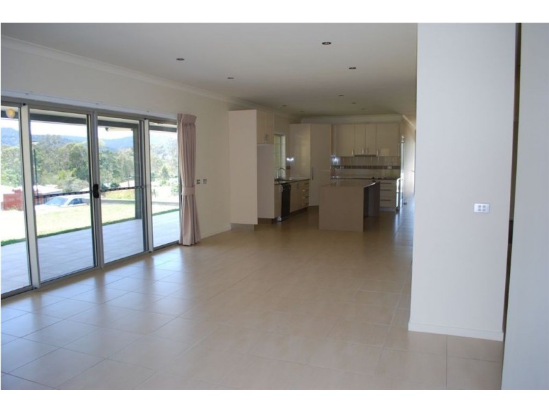 12 Armada Crescent, Jubilee Pocket QLD 4802