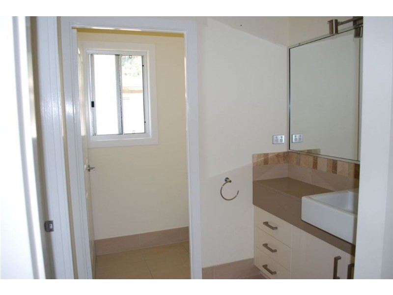 12 Armada Crescent, Jubilee Pocket QLD 4802