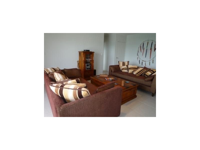 25 Country Road, Cannonvale QLD 4802