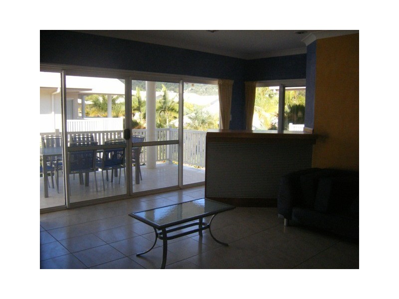 20/24 Pandanus Drive, Cannonvale QLD 4802