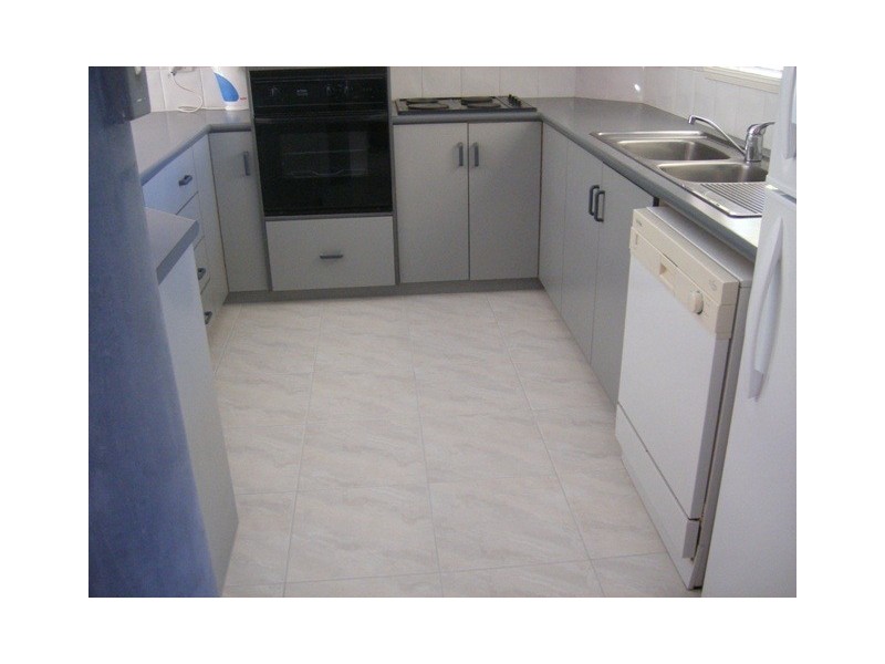 20/24 Pandanus Drive, Cannonvale QLD 4802