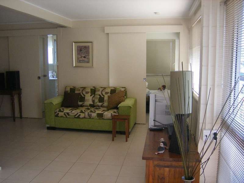 2/36 Airlie Crescent, Airlie Beach QLD 4802