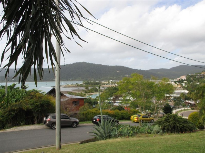 2/36 Airlie Crescent, Airlie Beach QLD 4802