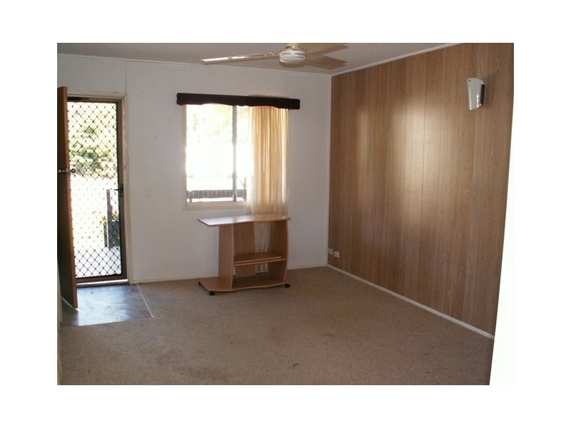 5 Salmon Street, Cannonvale QLD 4802