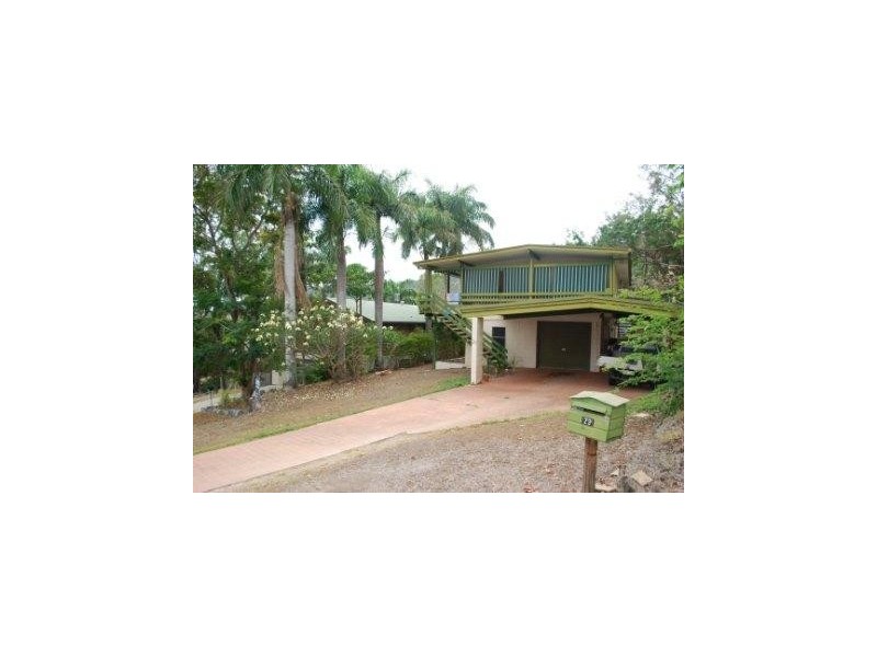 29 Manooka Drive, Cannonvale QLD 4802