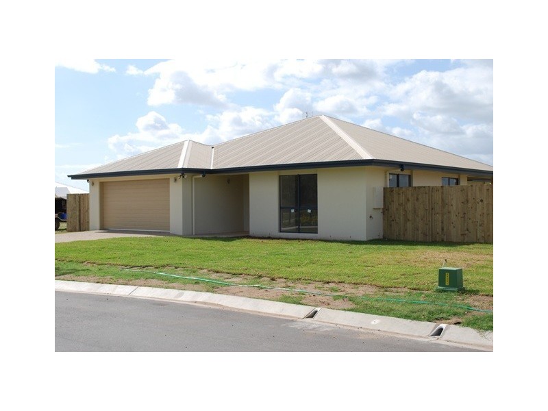 5 Honey Myrtle St, Proserpine QLD 4800