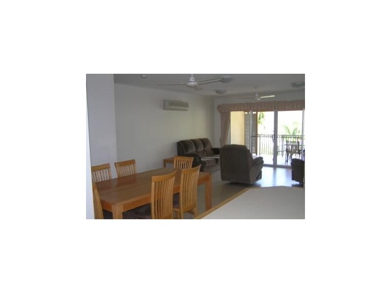 4/36 Waterson Way, Airlie Beach QLD 4802