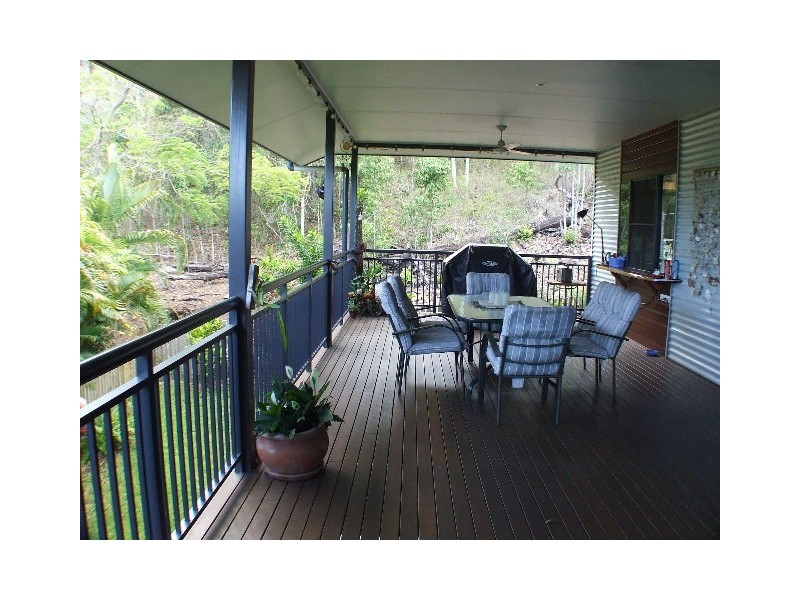 39 Tropic Road, Cannonvale QLD 4802