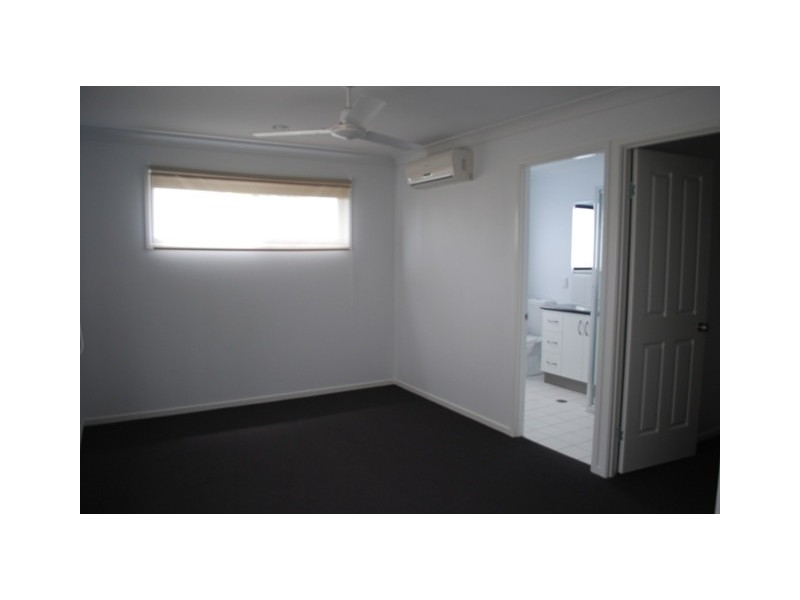 B/7 Wills Court, Cannonvale QLD 4802