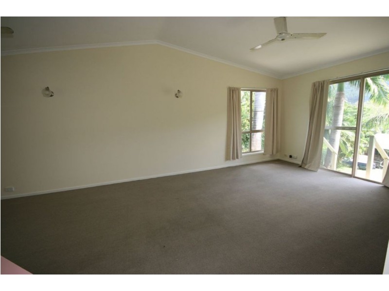 21 Sandpiper Crescent, Jubilee Pocket QLD 4802