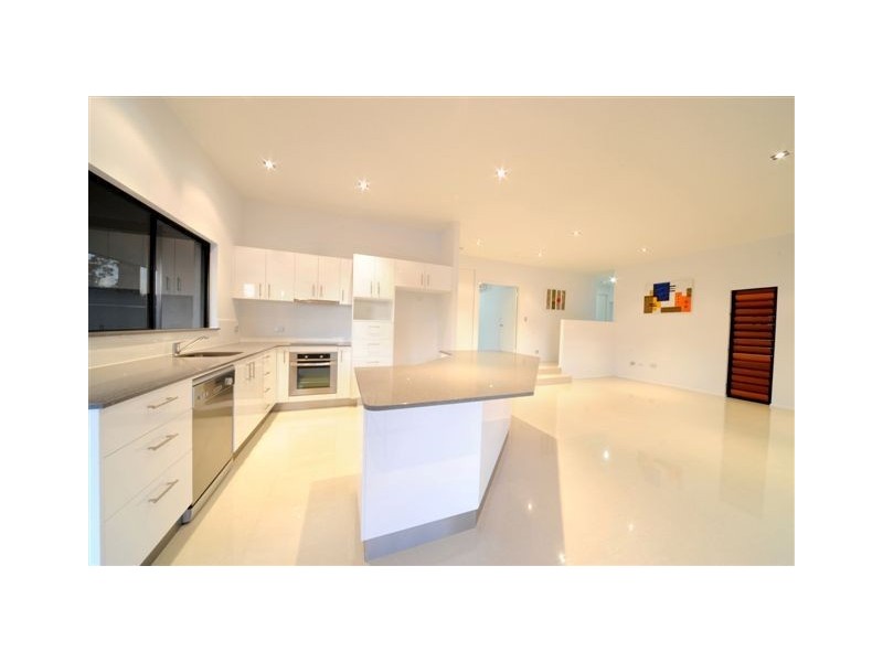 55 Jones Road, Cannonvale QLD 4802