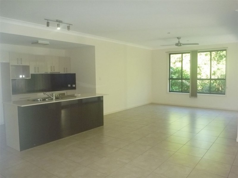 5 Bali Hi Place, Jubilee Pocket QLD 4802