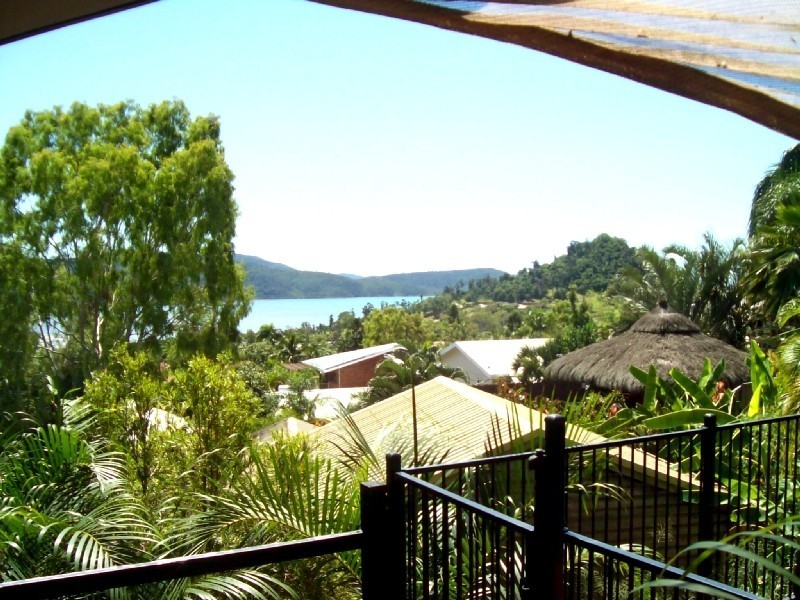 7 Warruga, Cannonvale QLD 4802