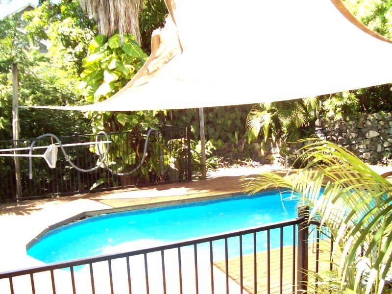 7 Warruga, Cannonvale QLD 4802