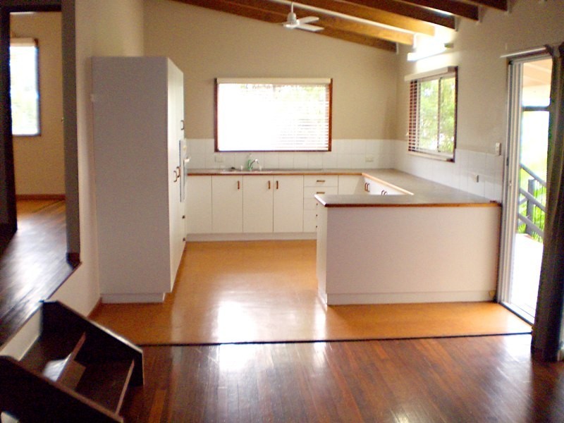 7 Warruga, Cannonvale QLD 4802