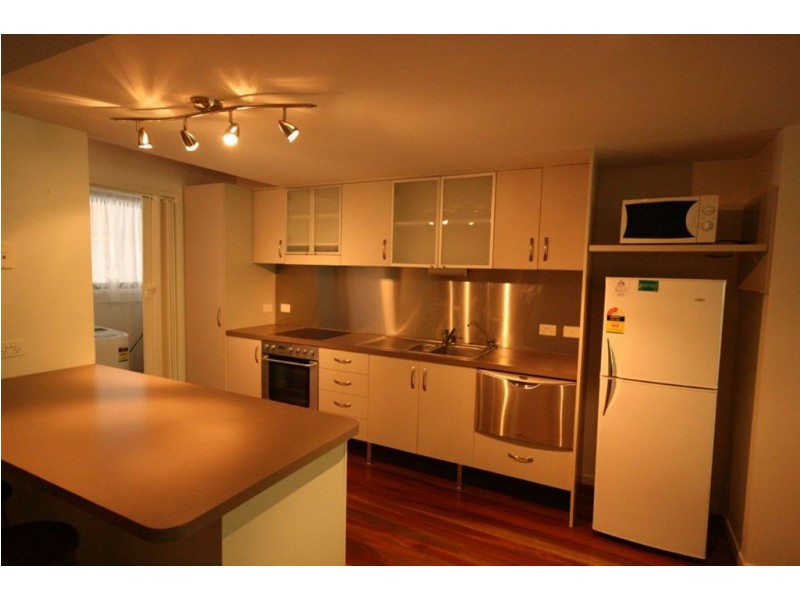 4/3 Seaview Drive, Airlie Beach QLD 4802