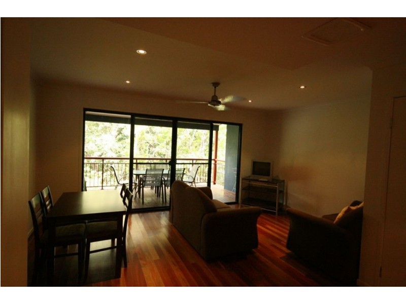 4/3 Seaview Drive, Airlie Beach QLD 4802