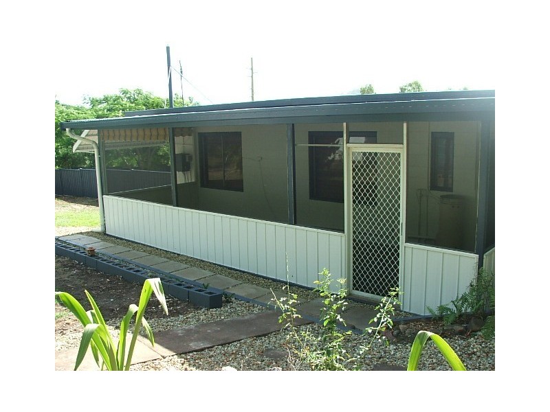 258 Shute Harbour Road, Cannonvale QLD 4802