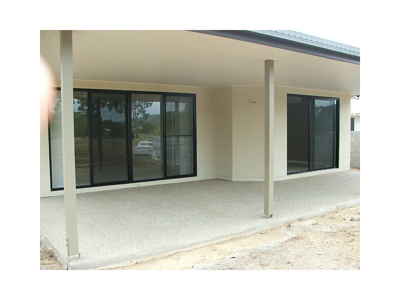 83 Abel Road, Cannonvale QLD 4802