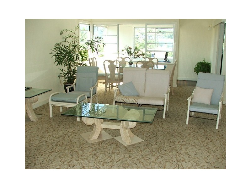 19 Ocean View Ave, Airlie Beach QLD 4802