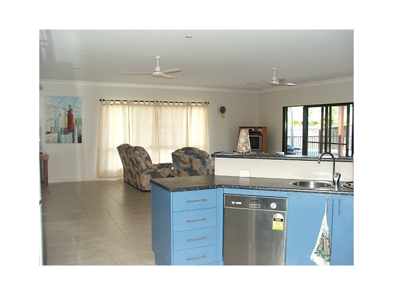 55 Galbraith Park, Cannon Valley QLD 4800