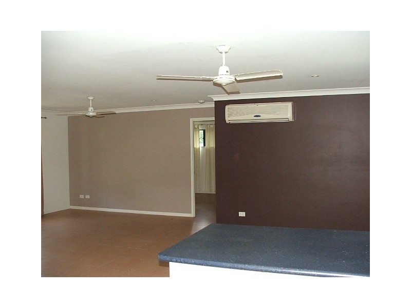 26 Bankisa Court, Cannonvale QLD 4802