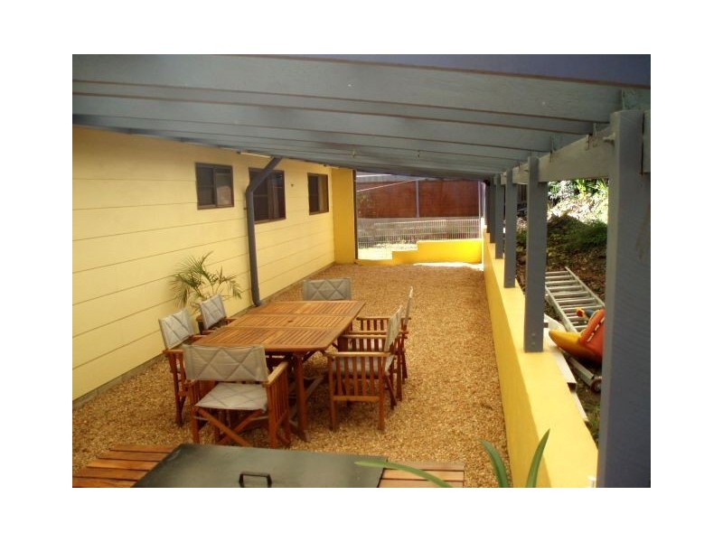17 Wamibiri Street, Cannonvale QLD 4802