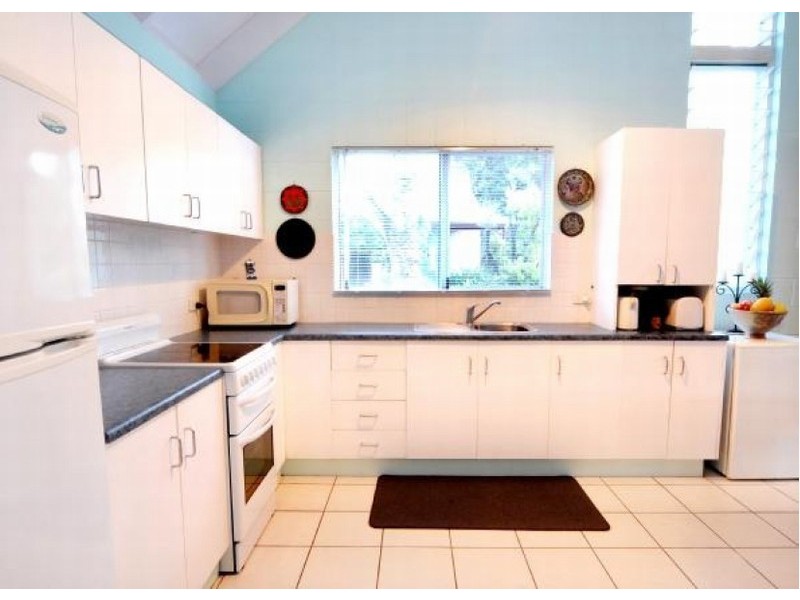 1/2 Mandalay Road, Jubilee Pocket QLD 4802