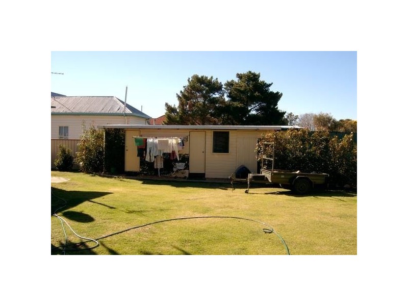 100 Dragon Street, Warwick QLD 4370